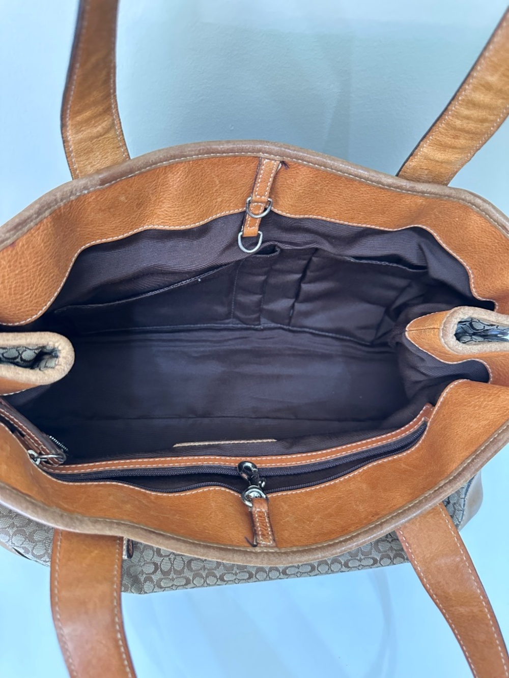 Vintage Coach Brown Khaki Hobo Bag 6621 with C Signature and Leather Top Handle - Picture 15 of 16